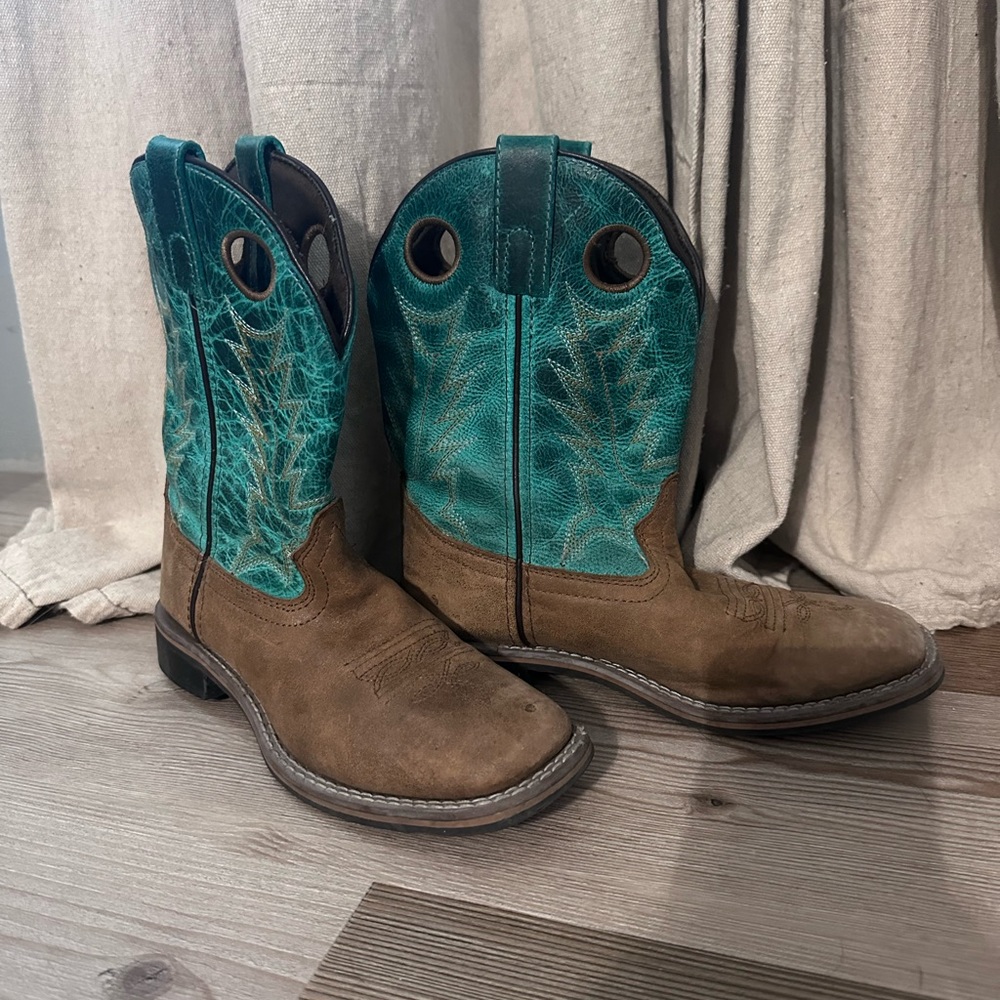 Smoky mountain square toe boots